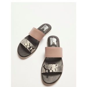 SOREL Ella II Mauve Vapor Full-grain Leather Slide